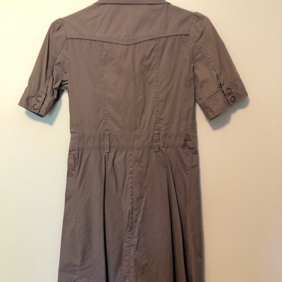 Ladies button dress - Picture 2 of 3